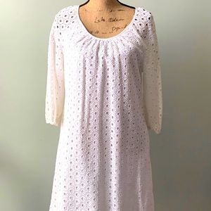 Crown & Ivy Dress-white